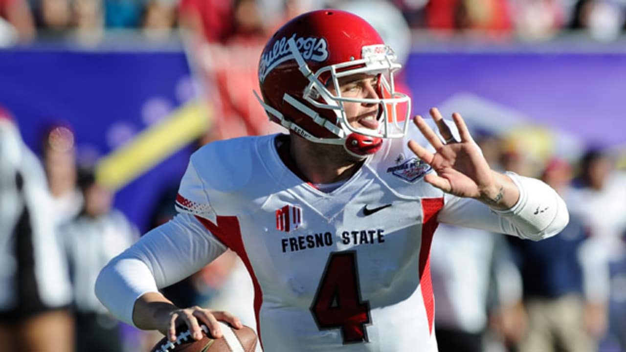 Derek-Carr-tos-011514.jpg