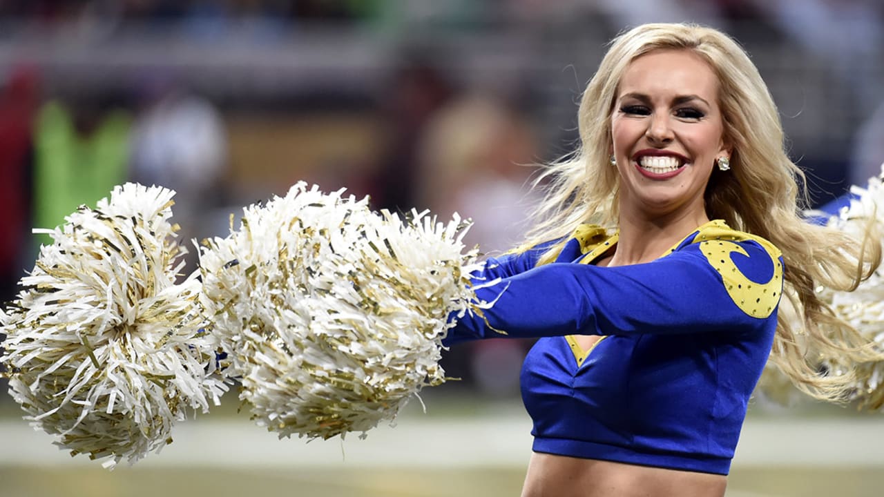 2015 NFL cheerleaders: Week 10