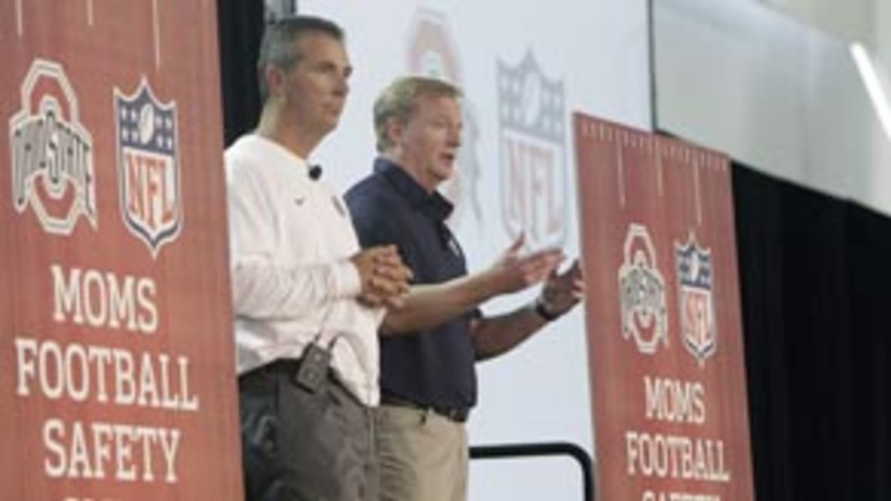 urban-meyer-goodell-090913-evo.jpg