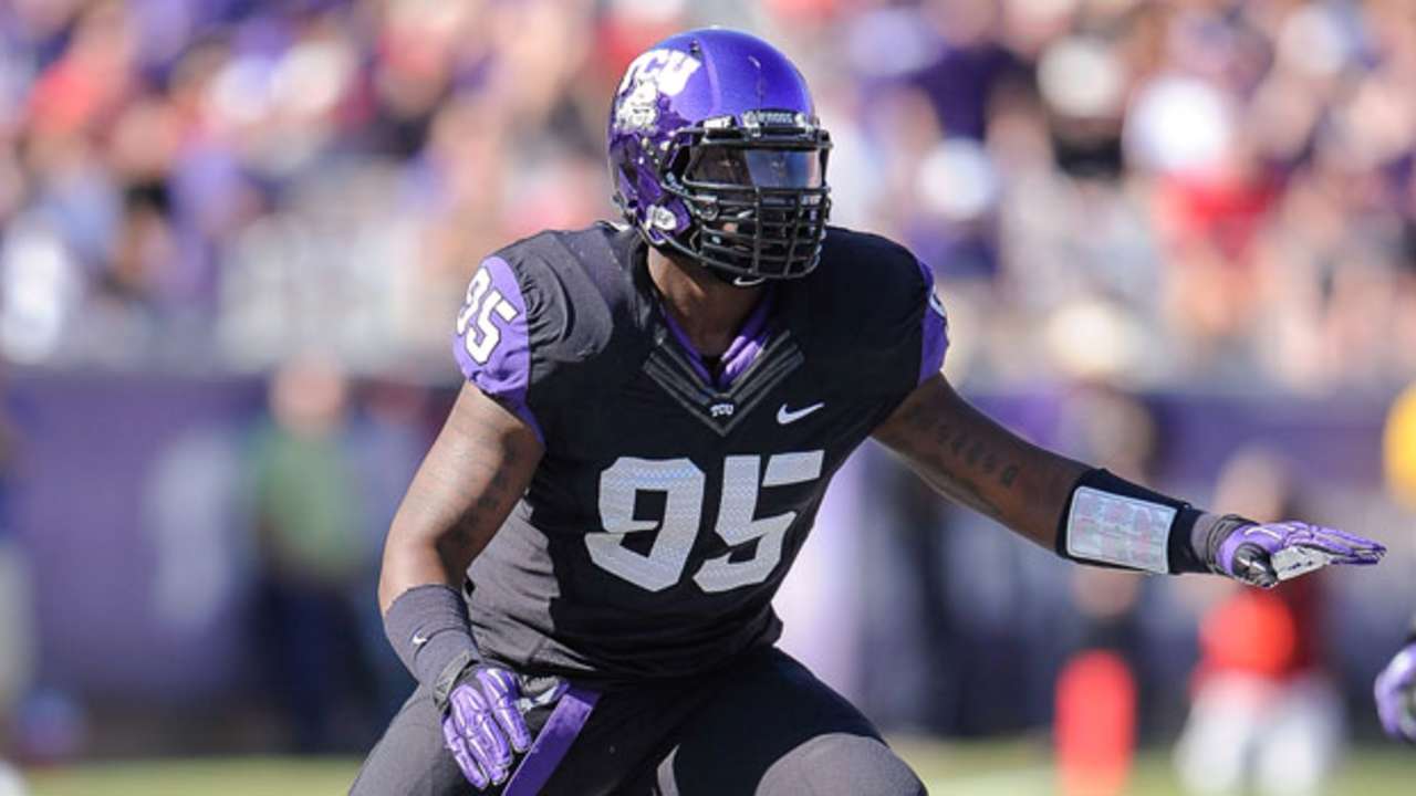 Fields-Devonte-140722-TOS.jpg