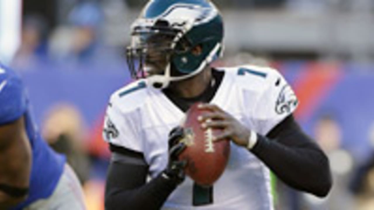 Michael Vick, Nick Foles or Dennis Dixon Most starts in 2013?