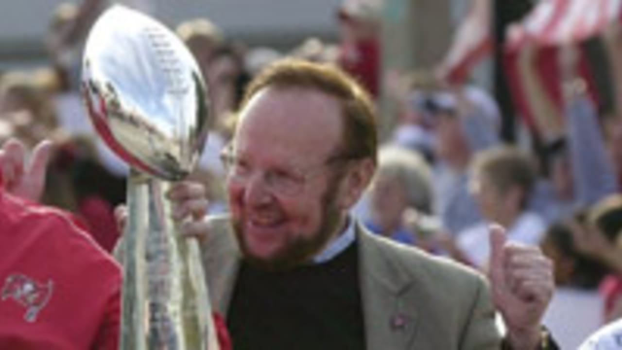 Malcolm Glazer, Buccaneers owner, dies at age 85