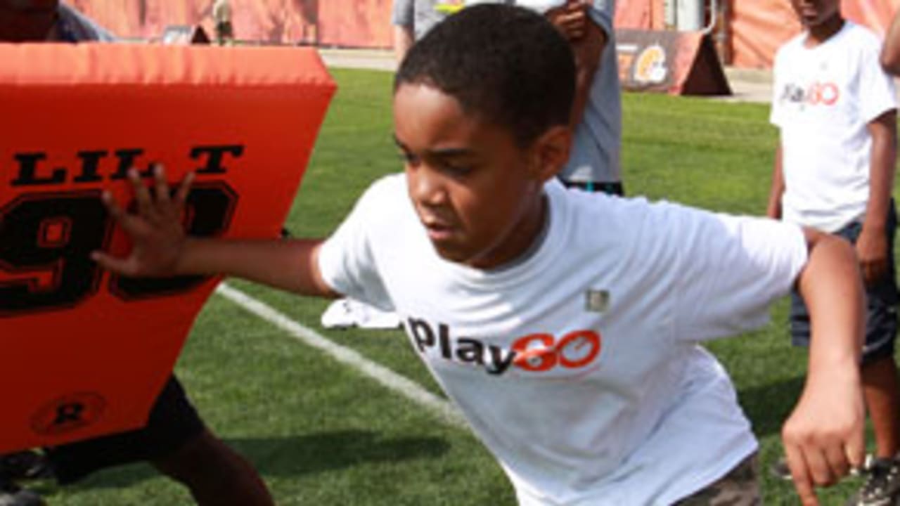 49ers use Heads Up Football program during summer camps