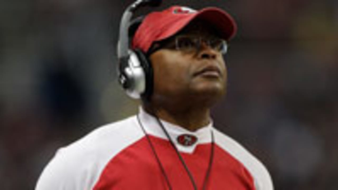 Mike Singletary not frustrated by coach hiring process
