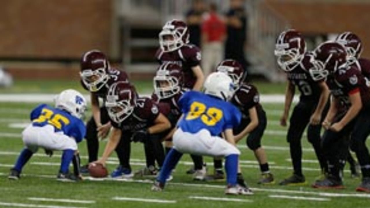 Youth-Football-140409-SL.jpg