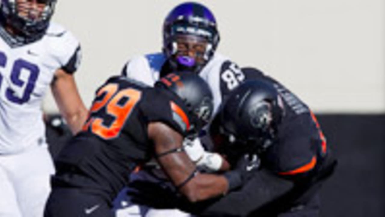 Oklahoma State DT Calvin I played through concussion