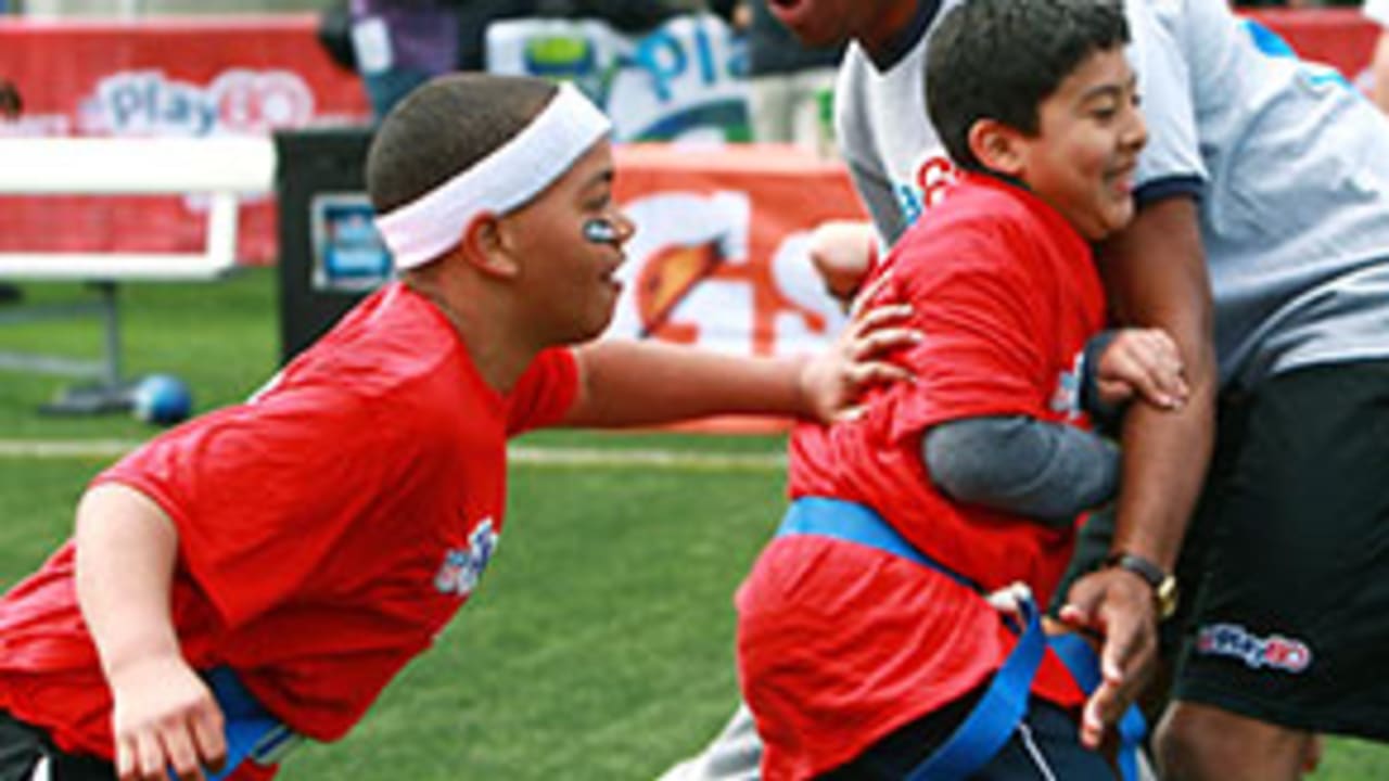 03-300x164_Spotlight_YouthFootballFAQ.jpg