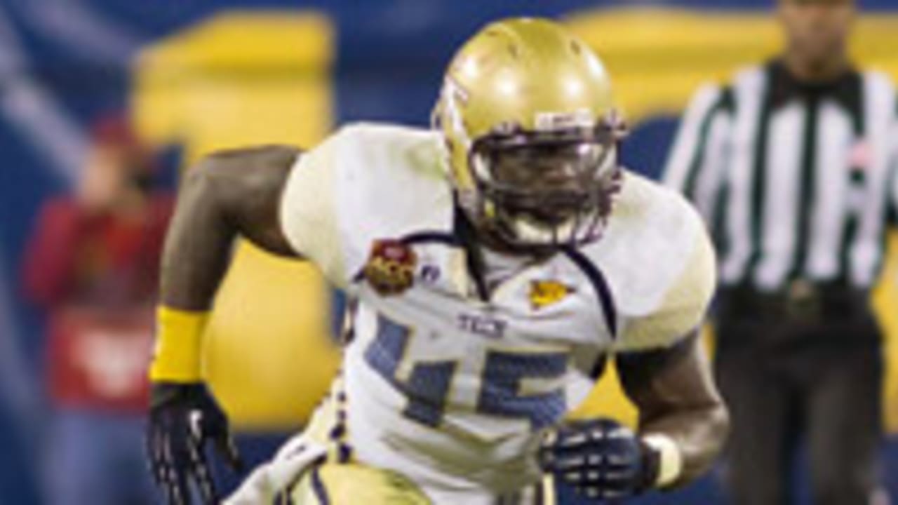 Jeremiah-Attaochu-sl-130722.jpg