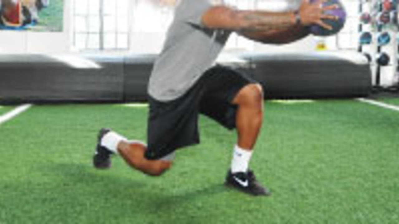 bobby-wagner-131009-Spot.jpg