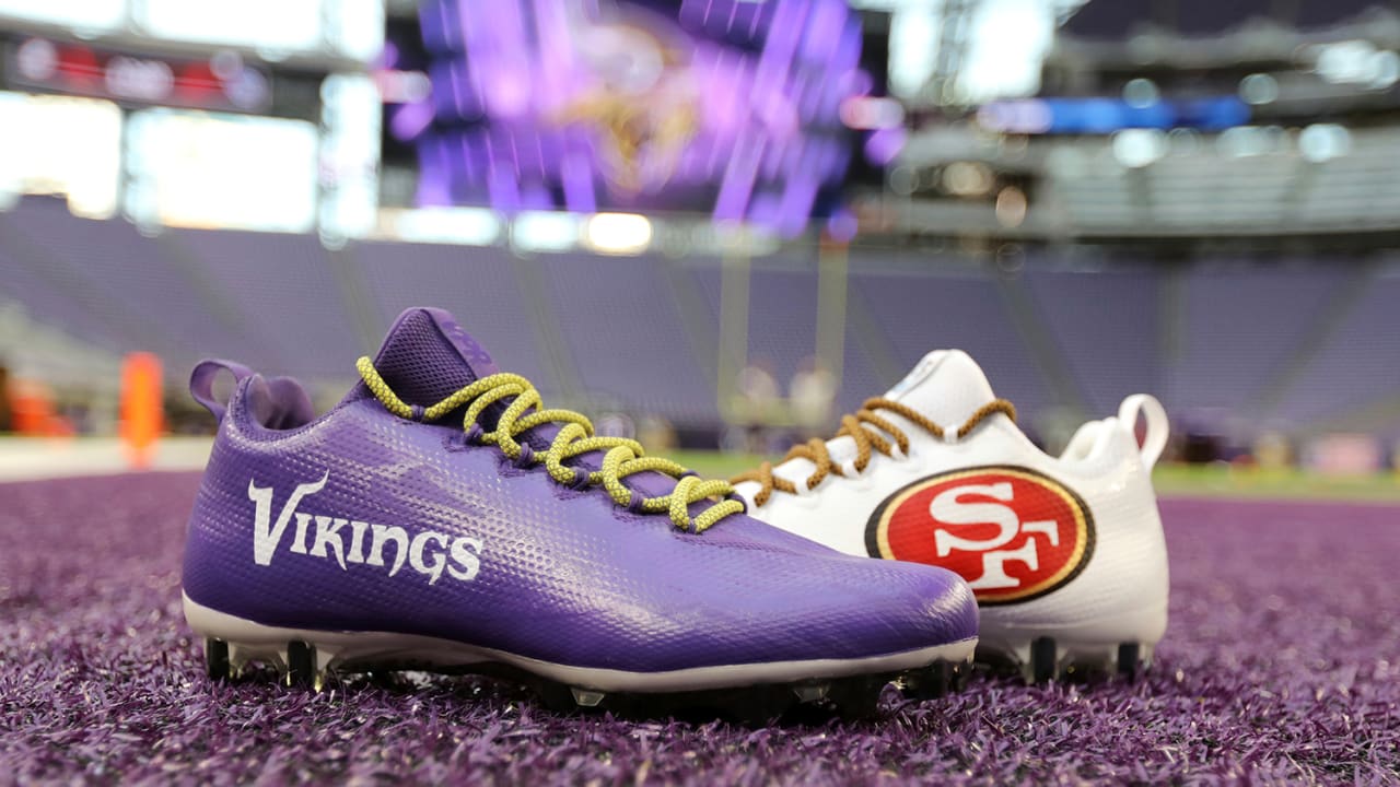 LOOK: Week 1's best cleats from around the NFL