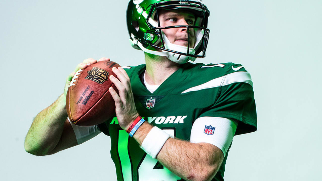 Photos: Nike Unveils New New York Jets Uniforms