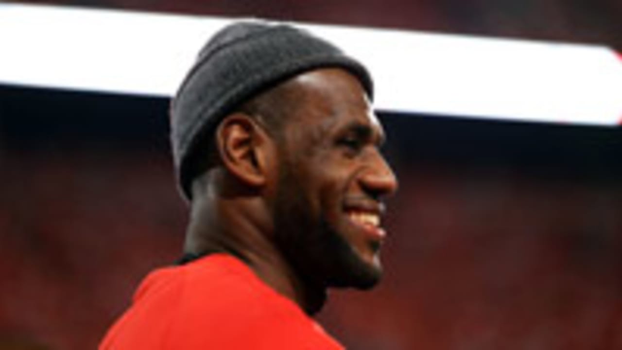 lebron-james-140903-spot.jpg