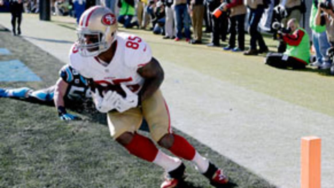 vernon-davis-140114-evo.jpg
