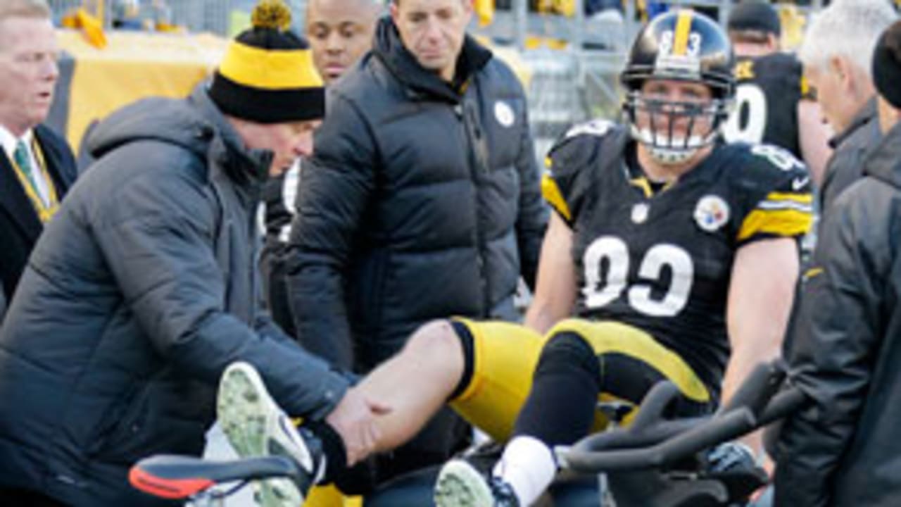Doctor-on-sideline-300x164-130902.jpg