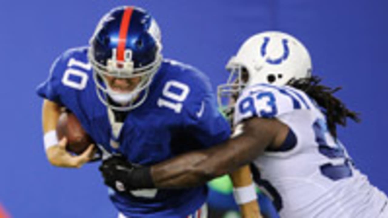 Eli_Manning_130822_SL