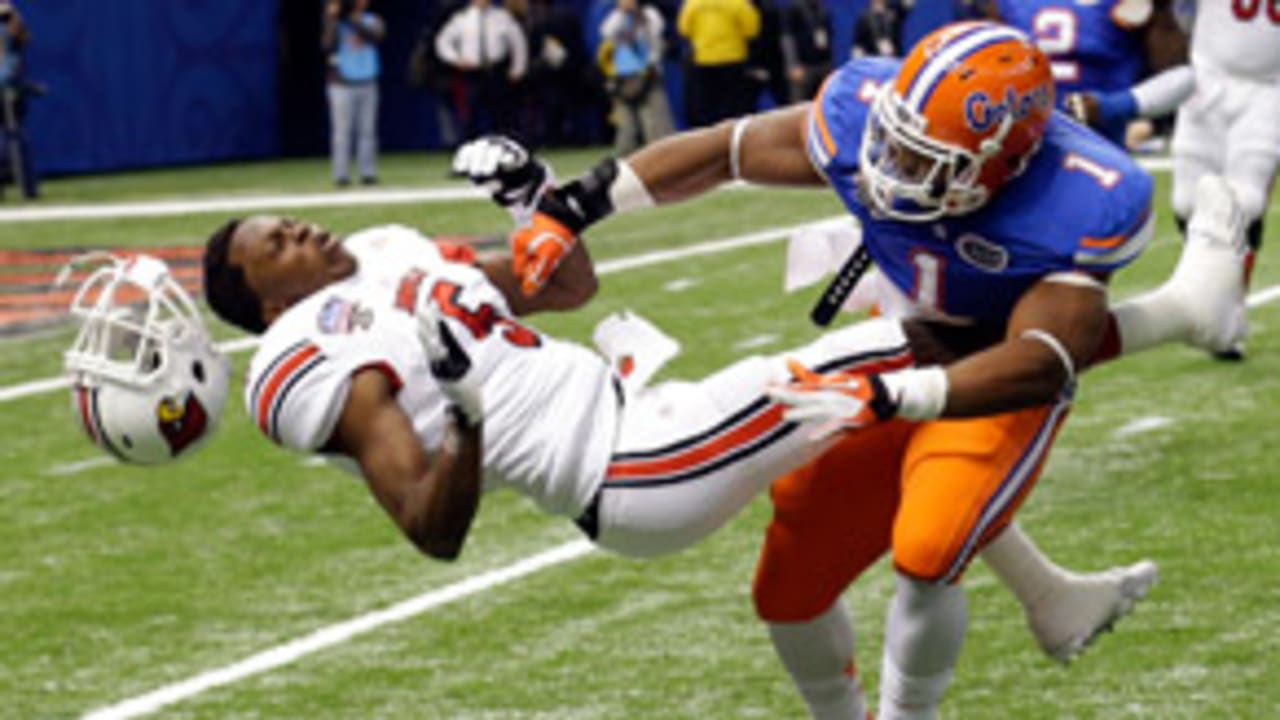 02-jon-bostic-teddy-bridgewater-130722-blog.jpg