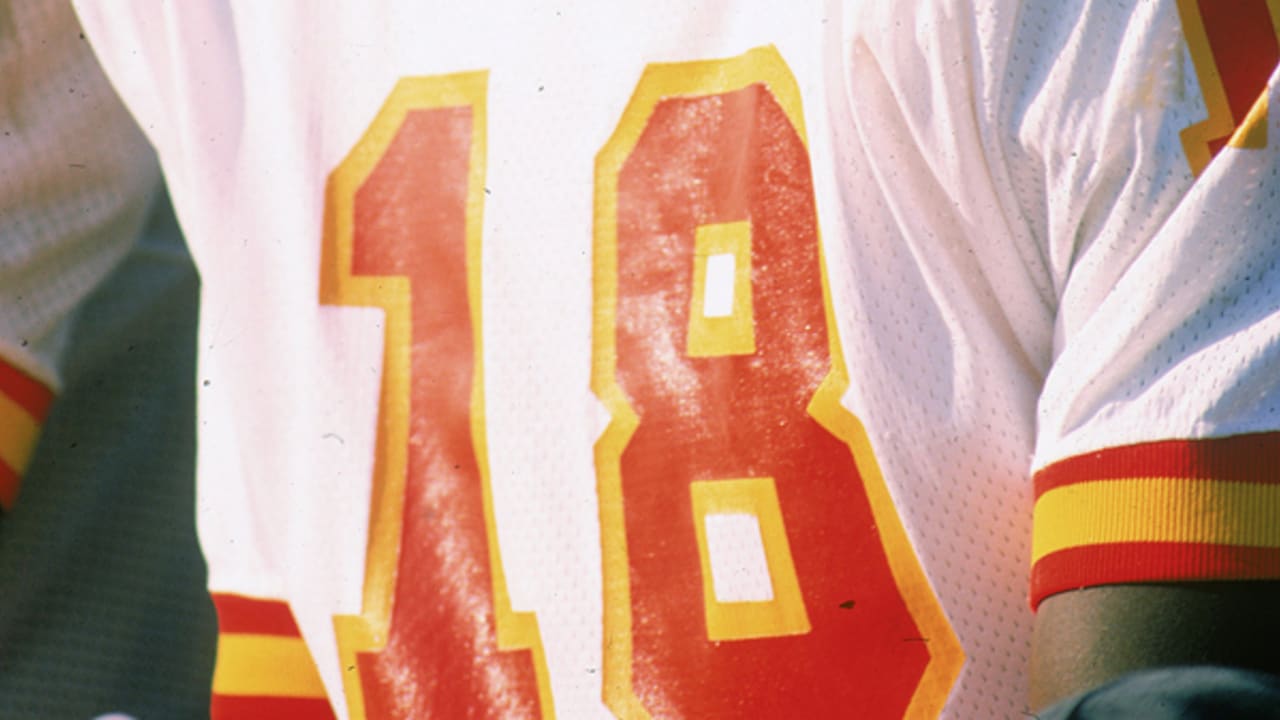 Emmitt Thomas (18) of the Kansas City Chiefs is shown in 1973. (AP Photo  Stock Photo - Alamy