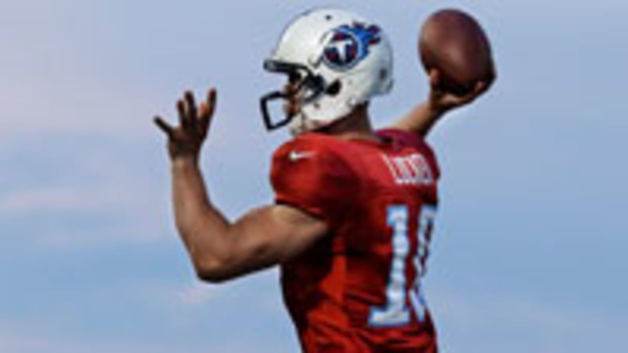 Jake_Locker_130808_SL