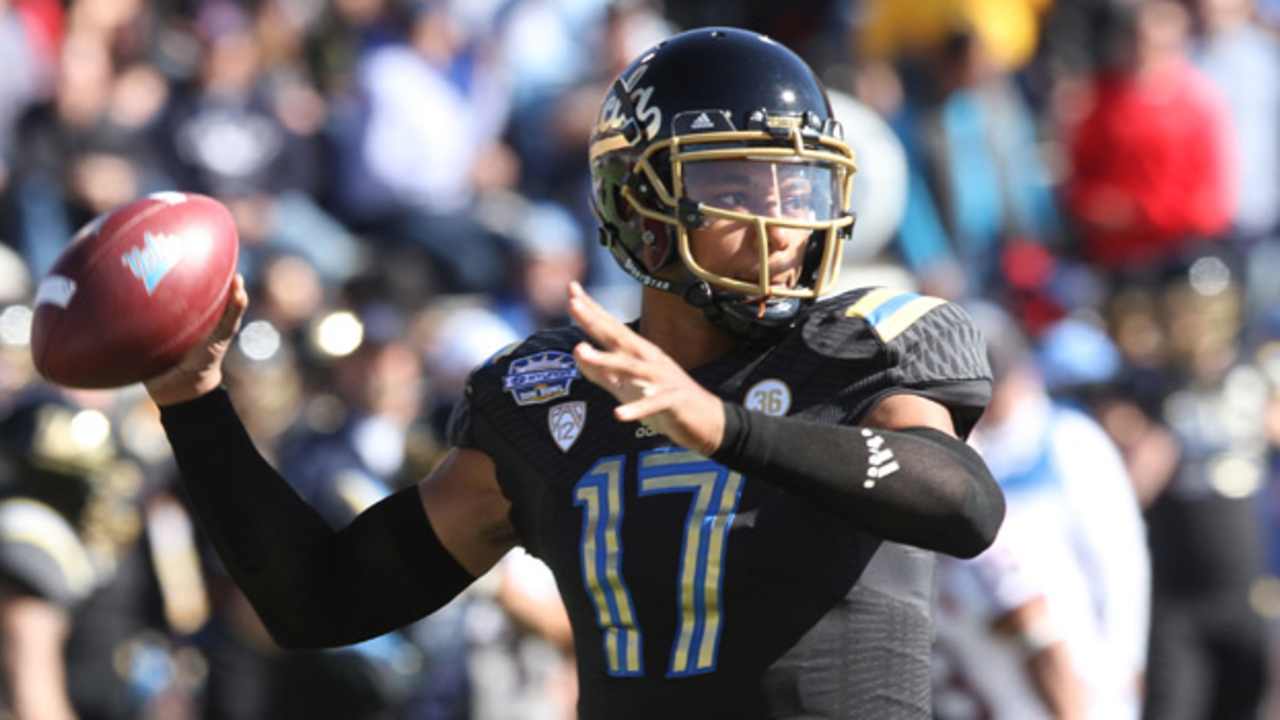 Brett-Hundley-tos-010814.jpg