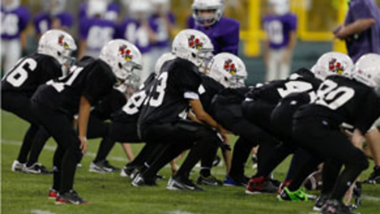 Youth-Football-130920-NE.jpg