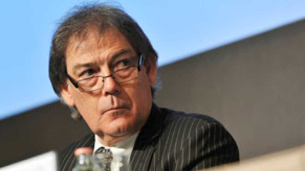 David-Howman-300x164-130929.jpg