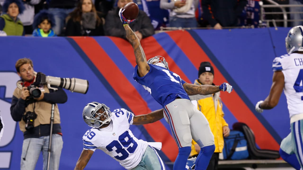 October 2, 2018 - East Rutherford, New Jersey, U.S. - New York Giants wide  receiver Odell Beckham (13) on a catch and run during a NFL game between  the New Orlean Saints