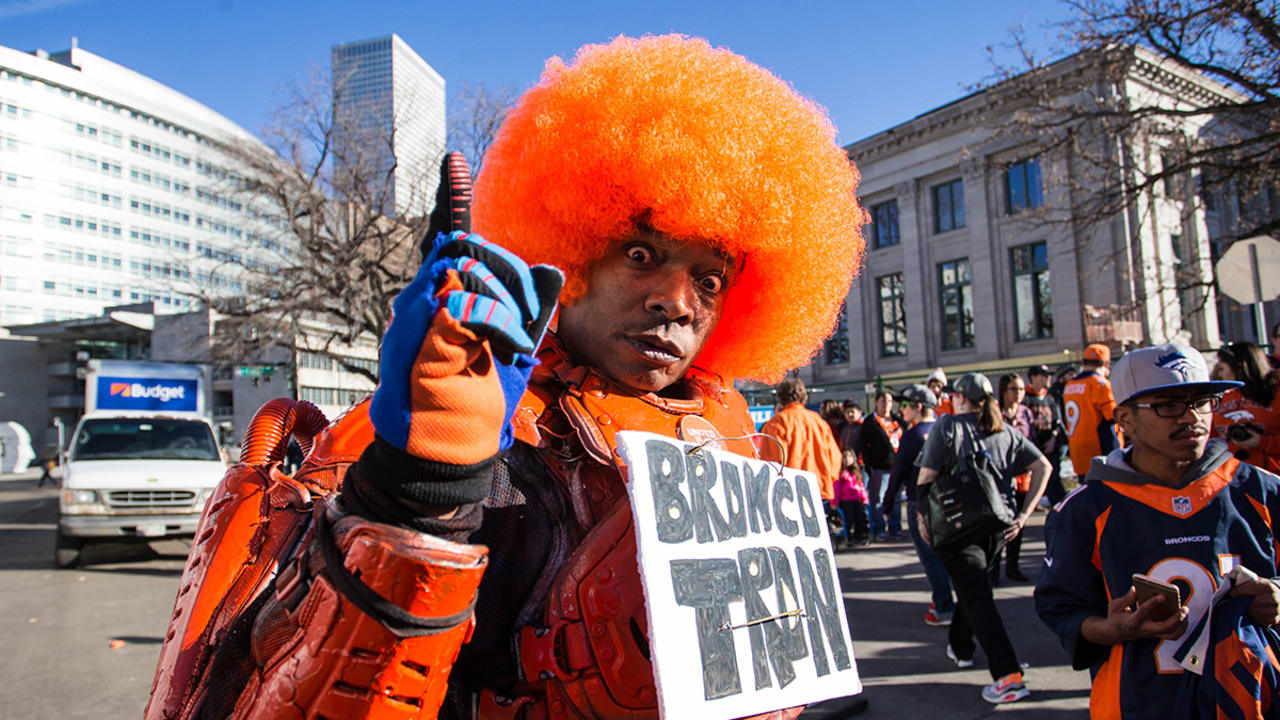 Denver Broncos, fans celebrate Super Bowl 50 win with victory parade —  PHOTOS