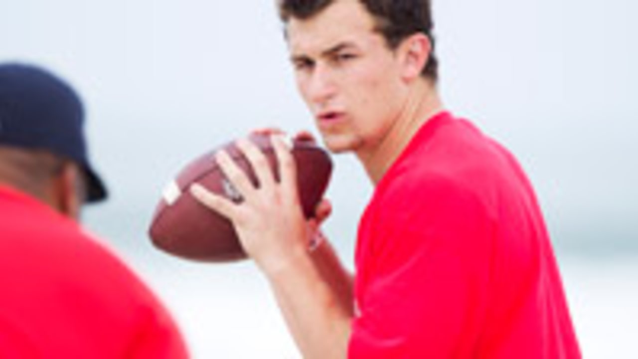 Johnny-Manziel461-sl-130715.jpg
