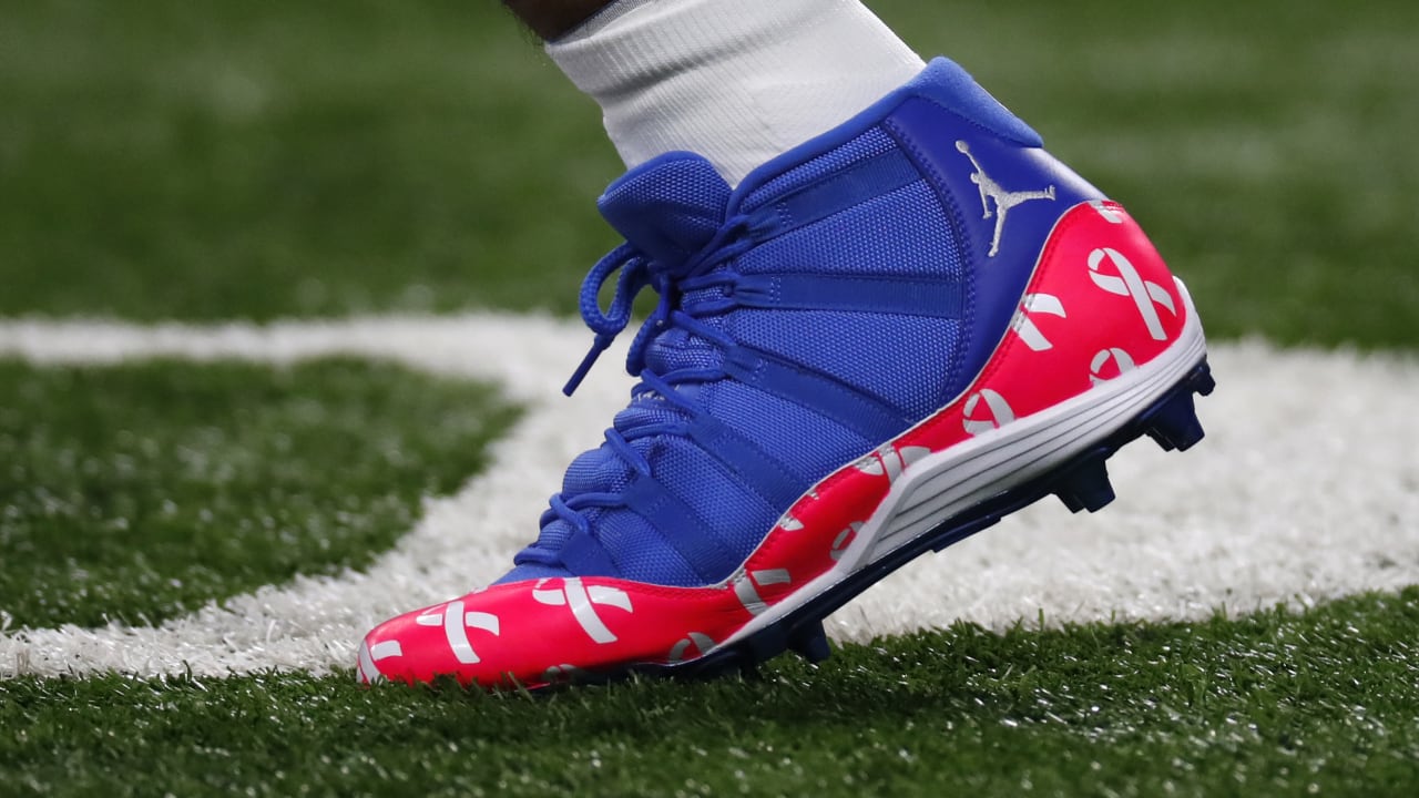 lightest football cleats 2018