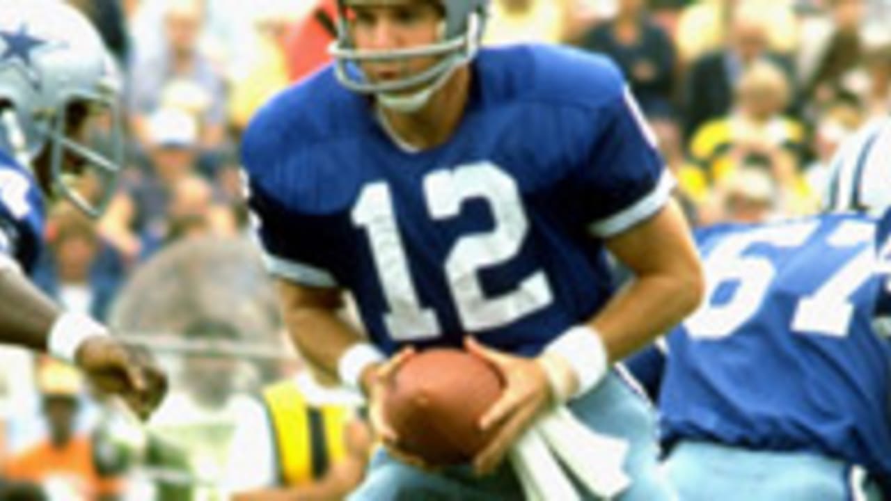roger-staubach-140408-sl.jpg