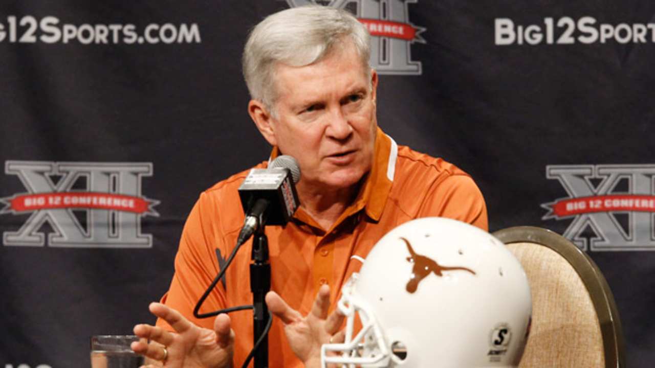 Mack-Brown-tos-130814.jpg