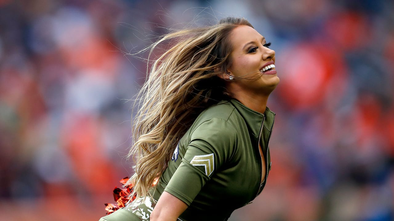 Looks We Love: NFL Cheerleaders Salute in Style!