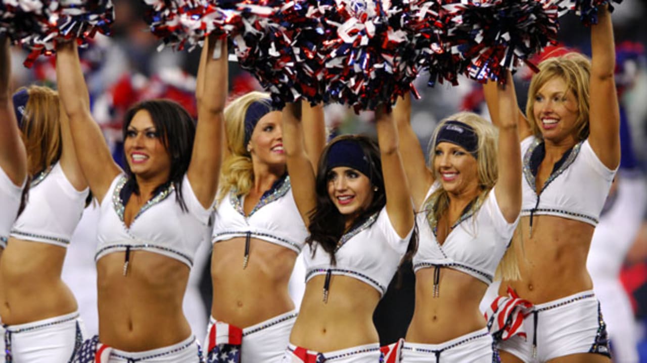 NFL cheerleaders: Week 10