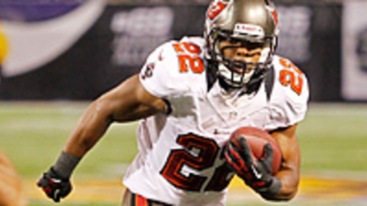 Doug-Martin-121026-spot.jpg