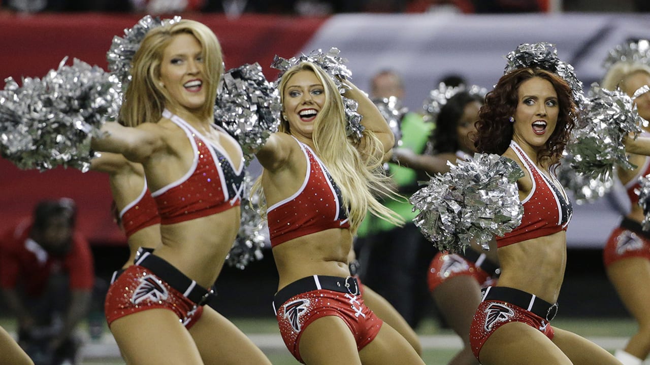 NFL Cheerleaders: Week 8