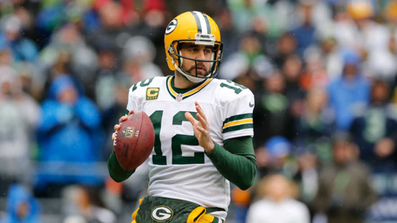 aaron-rodgers-150122-wide.jpg