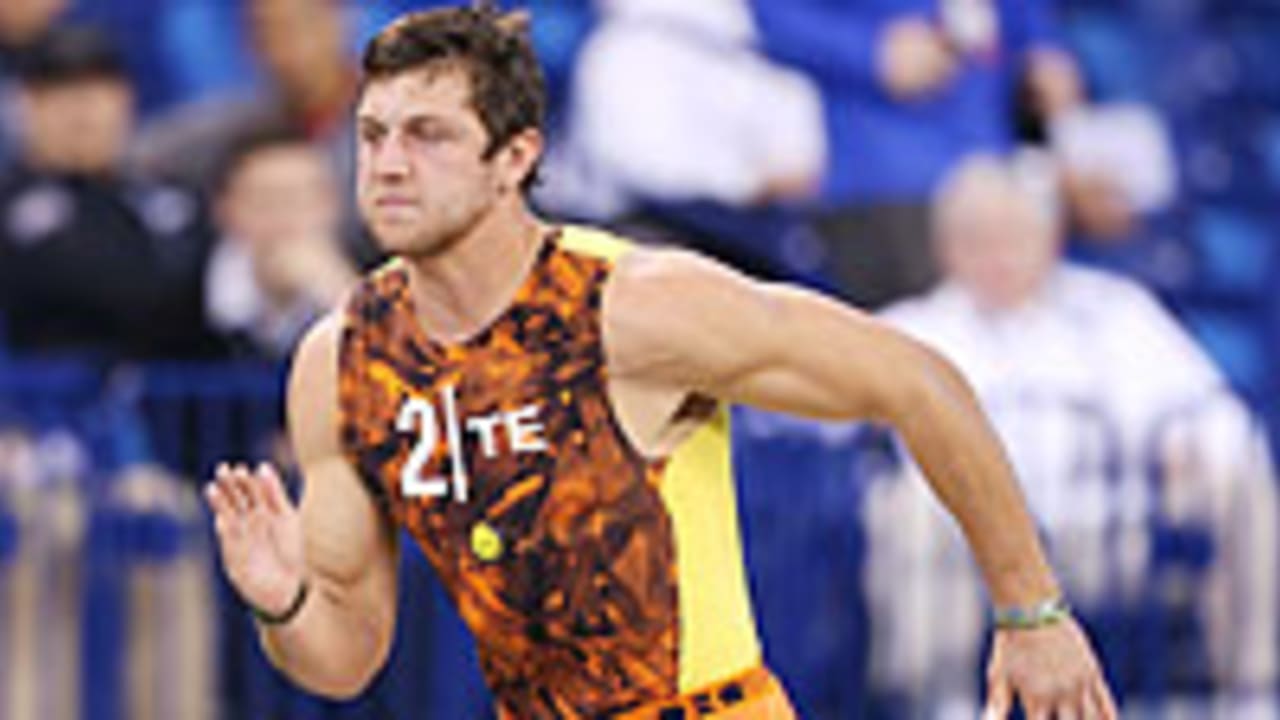 Tyler-Eifert-130223-IL.jpg