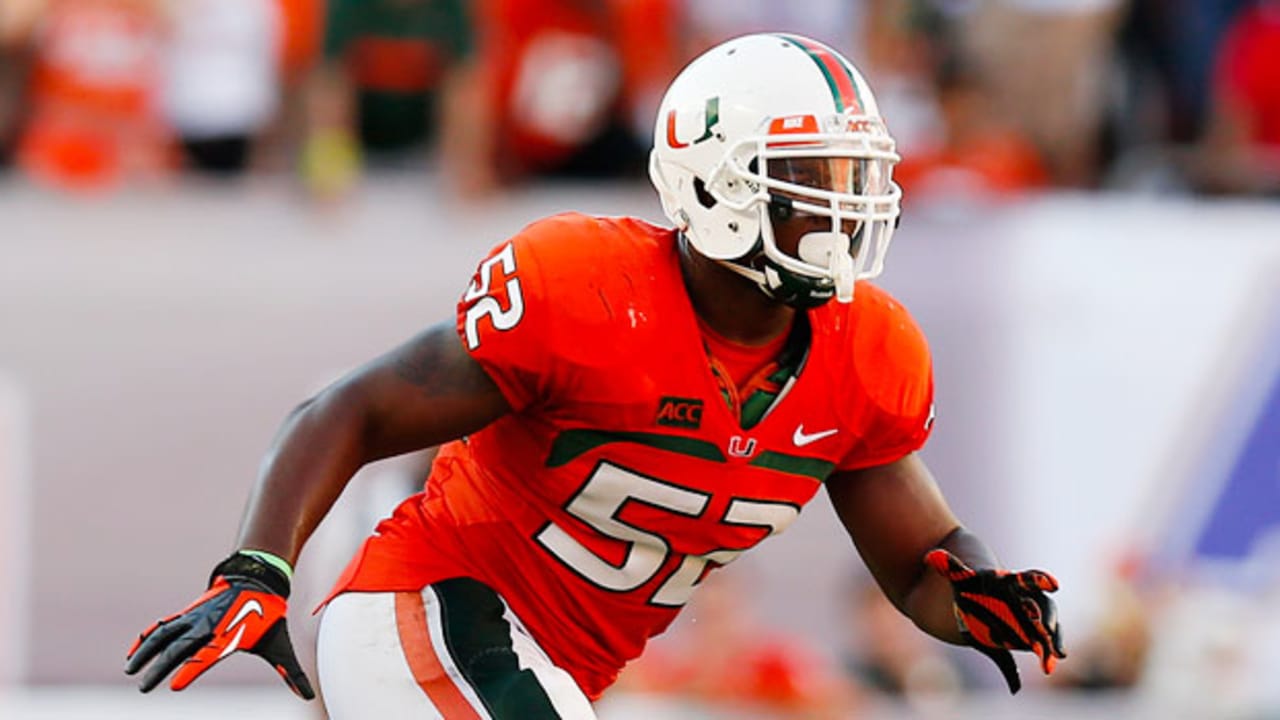 Denzel-Perryman-tos-122613.jpg