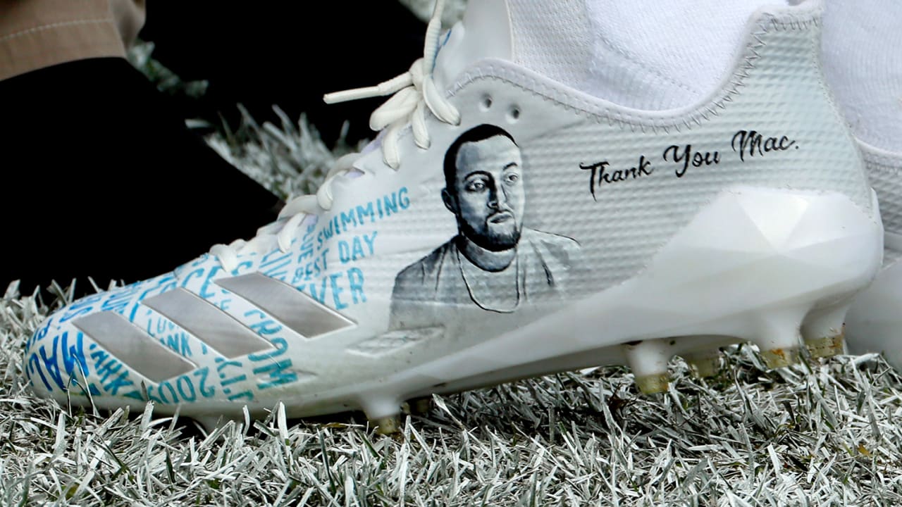 2018 football cleats