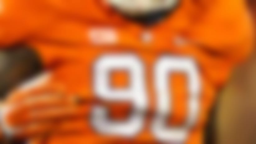 Shaq Lawson-141218-PQ.jpg