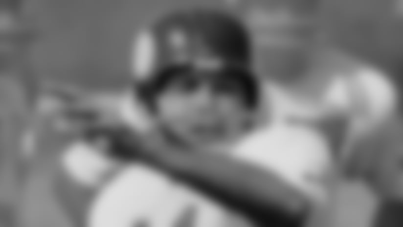 Joe-Kapp-130606-150x100.jpg