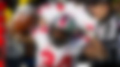 Carlos Hyde-131130-TOS.jpg