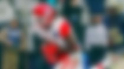 CFB-Deontay-Greenberry-TOS-150102