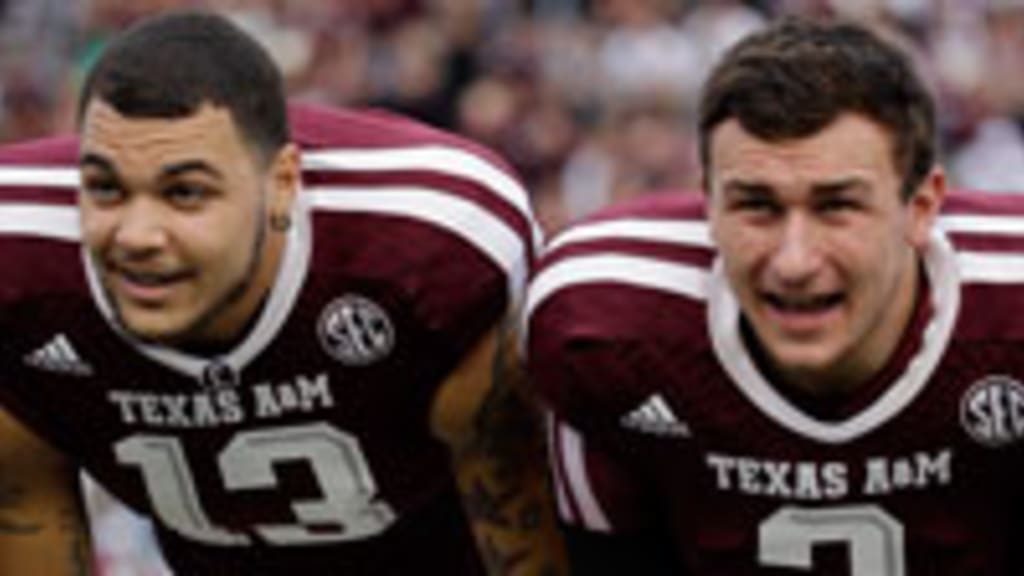 Ex-Texas A&M WR Mike Evans wears Johnny Manziel Browns jersey