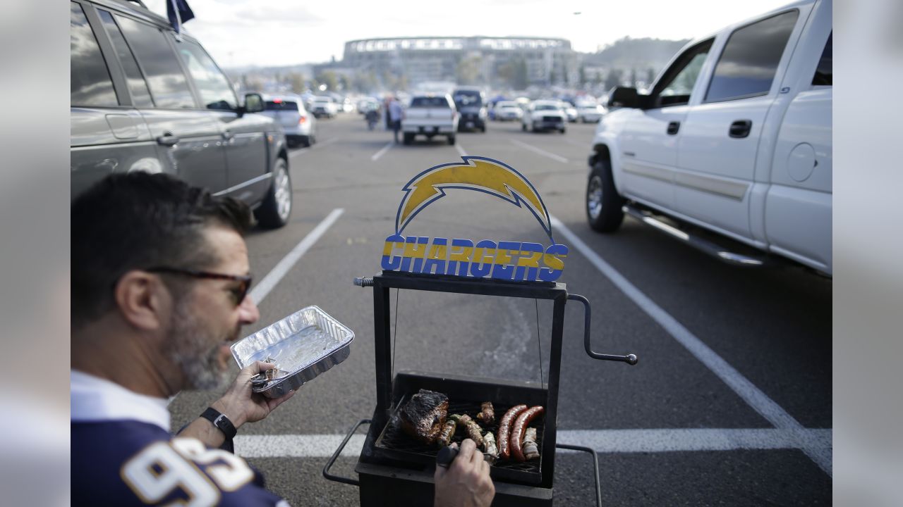 Miami Dolphins Tailgate at MetLife Stadium