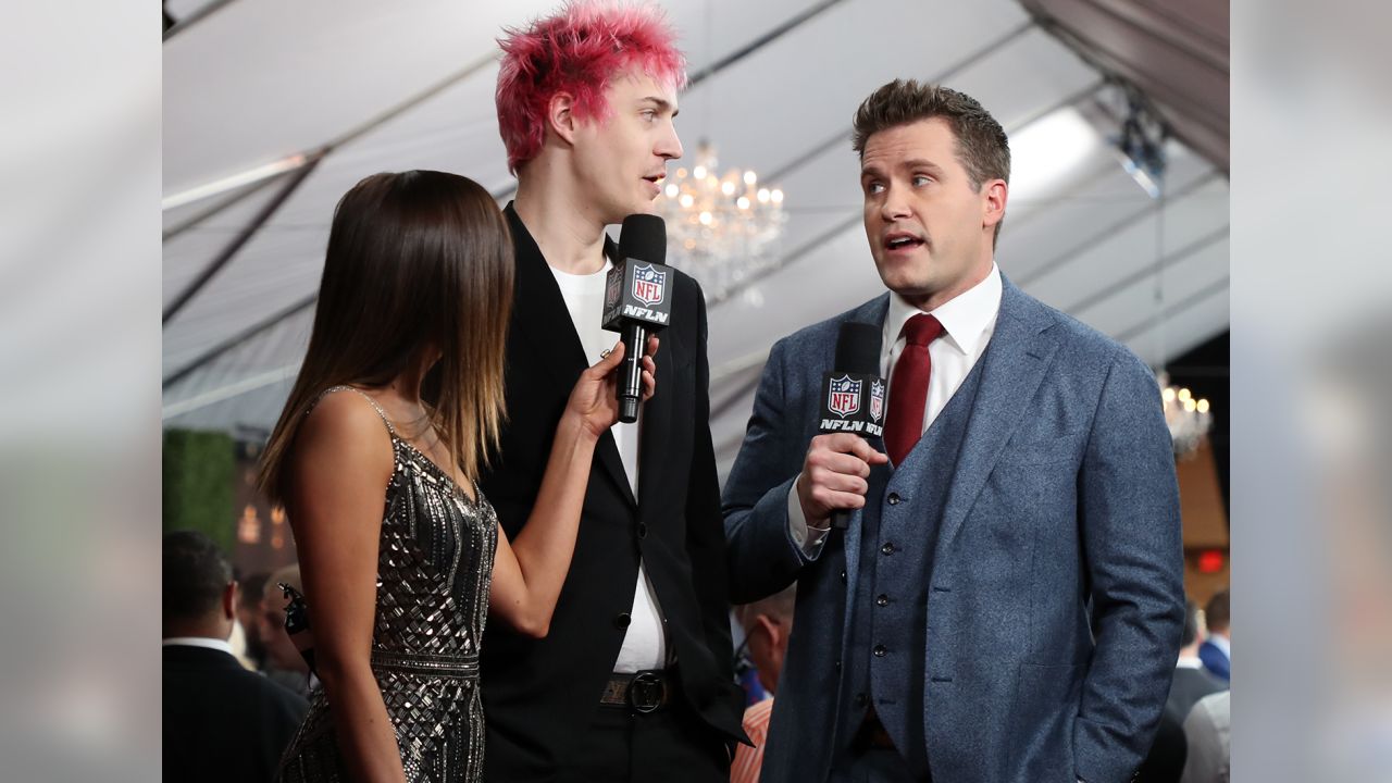 Kyle Brandt, Kay Adams Interview Derrick Henry on Red Carpet at NFL Honors