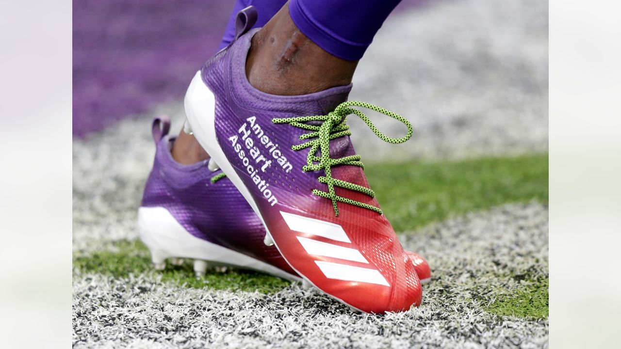 Justin Jefferson Gifted Custom 'Griddy' Cleats At Youth Football Camp