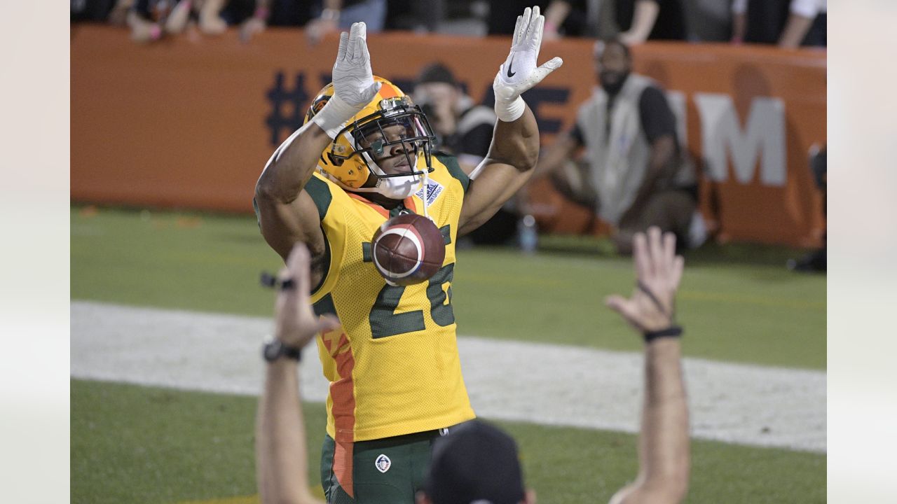 Orlando Apollos wide receiver Donteea Dye Jr. (11) celebrates scoring a  touchdown with Orlando …