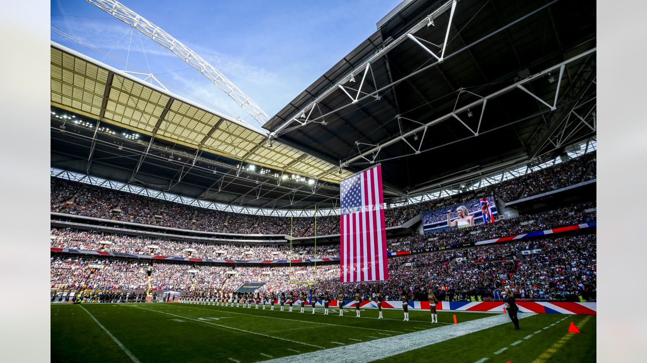 Jacksonville Jaguars vs Baltimore Ravens Entrance Wembley 2017 