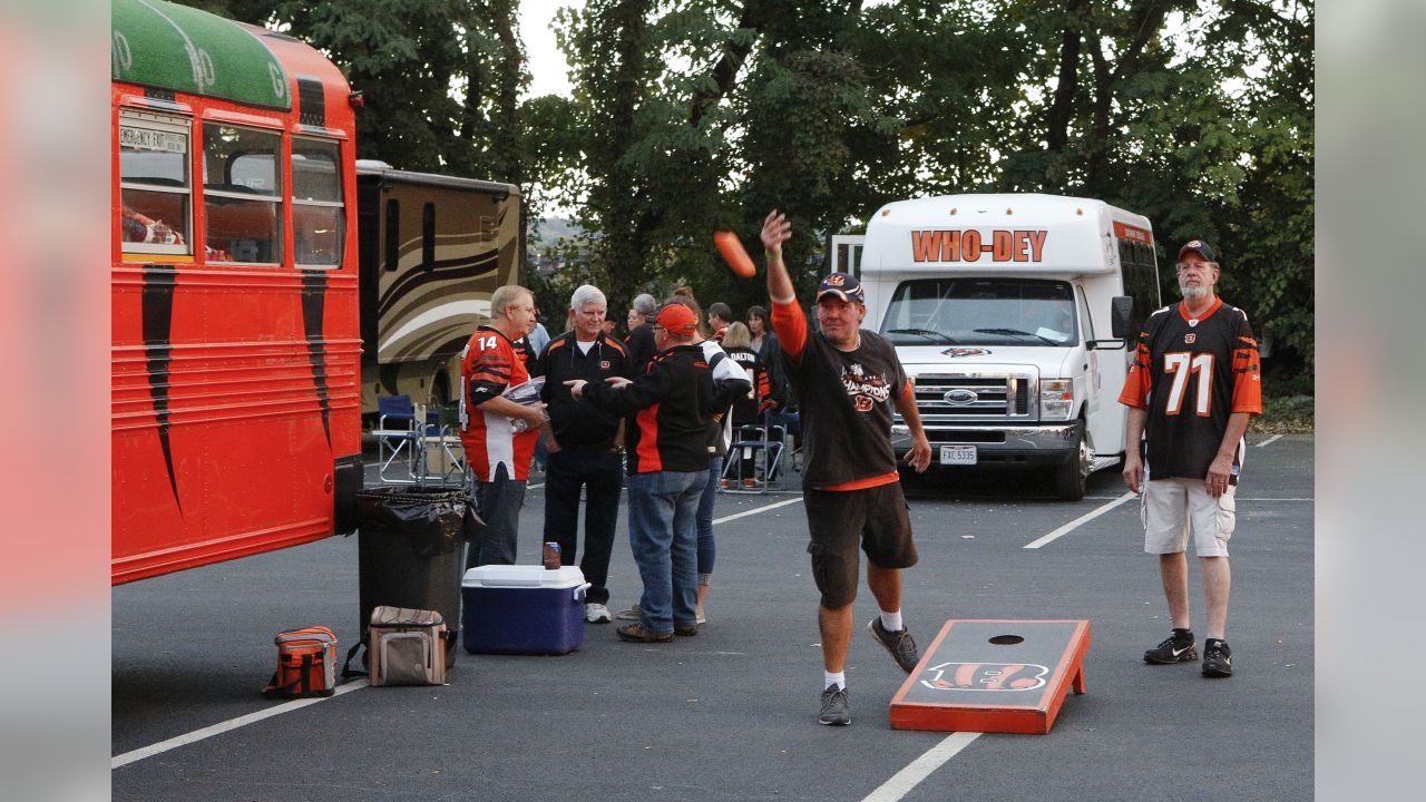 See live videos of Browns tailgate parties inside Muni Lot before Bengals  game Sunday 